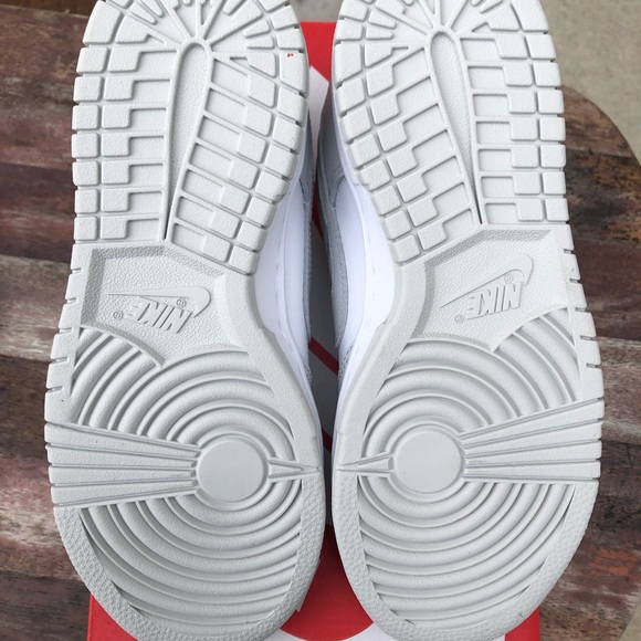 Nike dunk low photon dusk Size 6W/4.5y - Picture 5 of 6